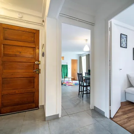 Warhol Vibes - Couleurs Et Confort Avec Garage Lejlighed Dijon